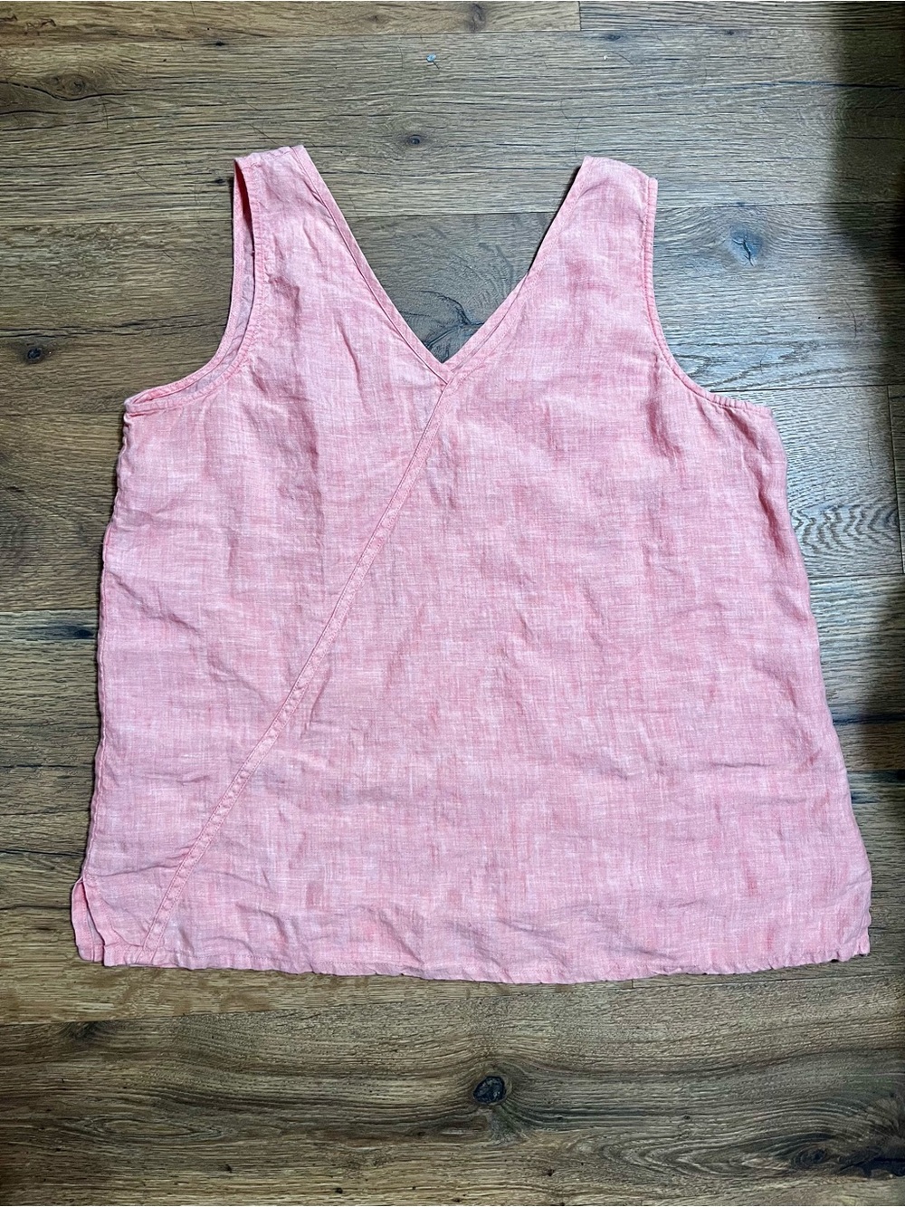 Women’s Linen V-Neck Tank Top